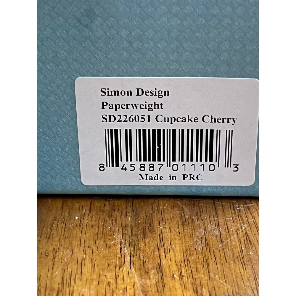 Simon Design Crystal Cupcake Paperweight Cherry Clear New In Box SD226051 - Picture 5 of 5